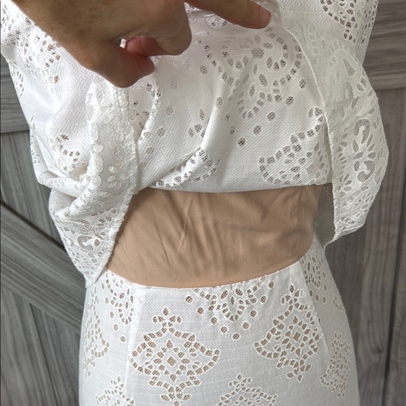 Tres Chic and Unique Vivian Dress NWOT - the back is gorgeous and flirtatious - Picture 8 of 17